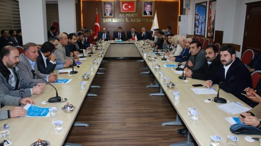 AK Parti Şanlıurfa y&ouml;netimi yılın son toplantısını ger&ccedil;ekleştirdi