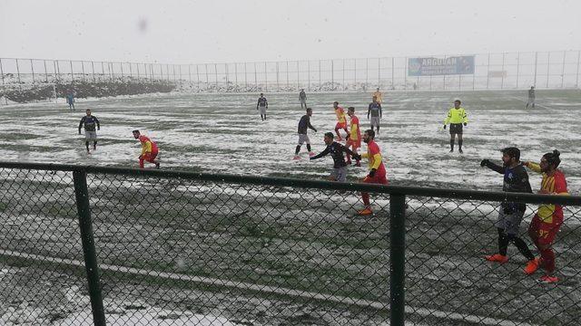 Arguvan Belediyespor farklı kazandı