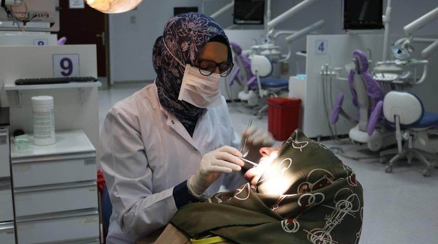 İmplant &ouml;m&uuml;rl&uuml;k bir tedavi y&ouml;ntemi