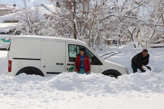 Bitlis kara gömüldü