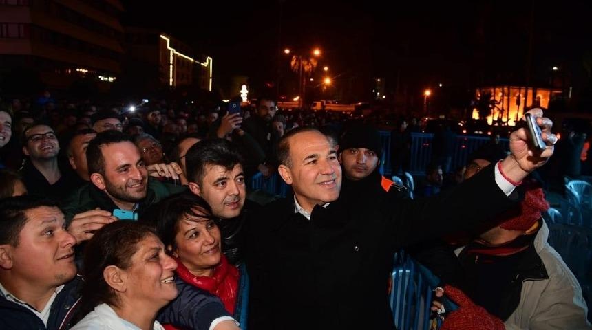 Başkan S&ouml;zl&uuml; yeni yılı hemşerileriyle karşıladı