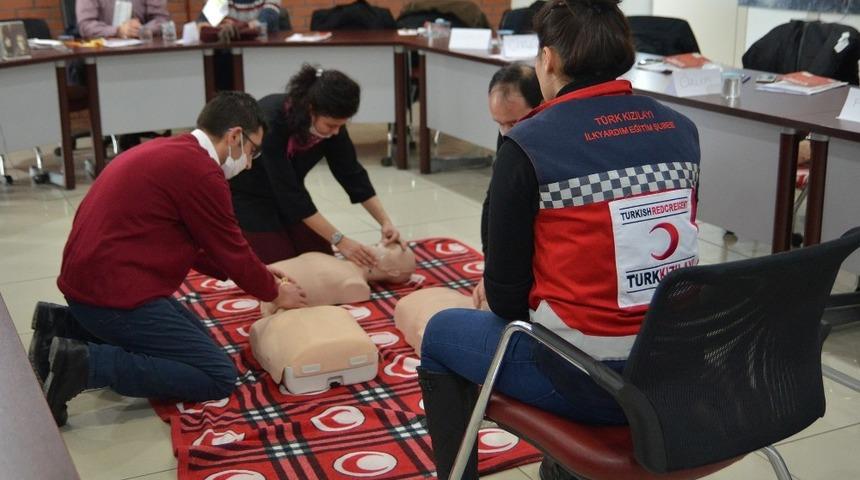 Belediye personeline ilk yardım eğitimi