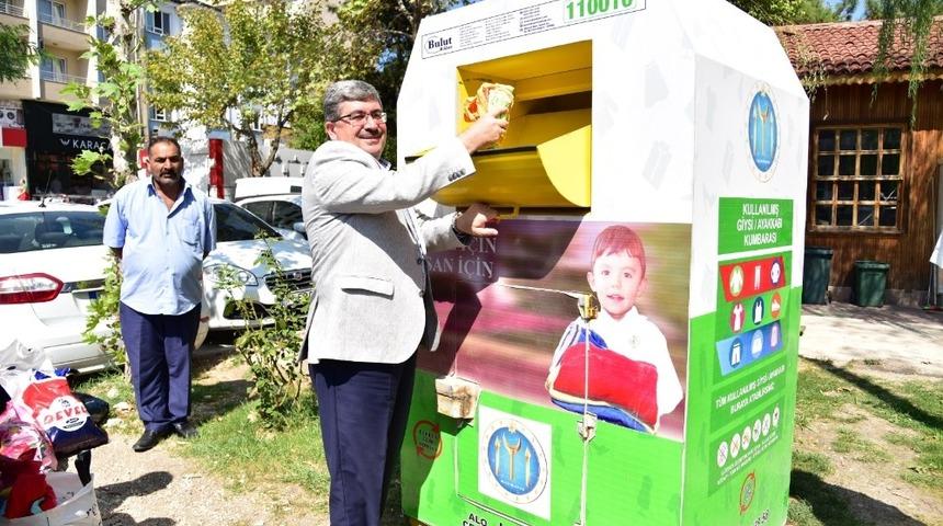 &ldquo;Eskiler Geri D&ouml;ns&uuml;n&rsquo;&rsquo; projesi 80 &ccedil;ocuğa mont ve ayakkabı olarak geri d&ouml;nd&uuml;