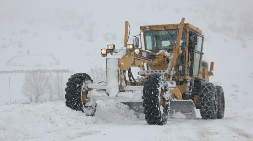 Bing&ouml;l&rsquo;de 261 k&ouml;y yolu ulaşıma a&ccedil;ıldı