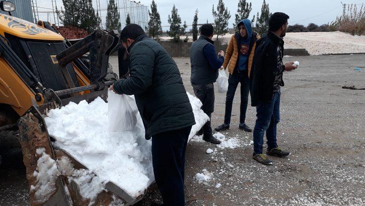 Adıyaman'da şaşırtan görüntü! Kar hasreti bunu da yaptırdı G1