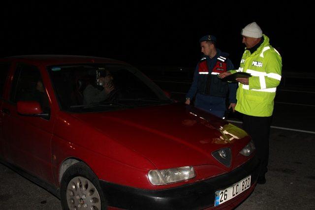 Ayvalık’ta polis ve jandarma sayesinde huzurlu yılbaşı