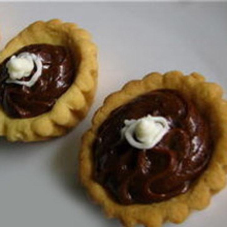 Armutlu ve &Ccedil;ikolatalı Tart