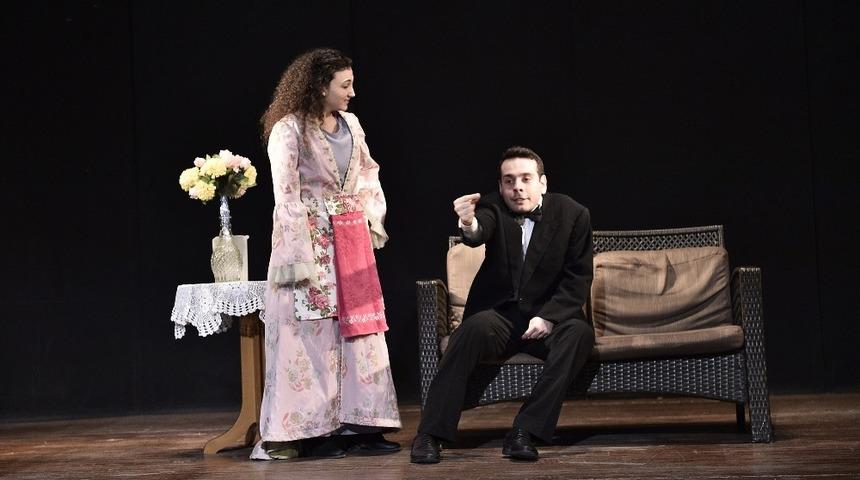 Kent Tiyatrosu yeni yılda dolu dolu