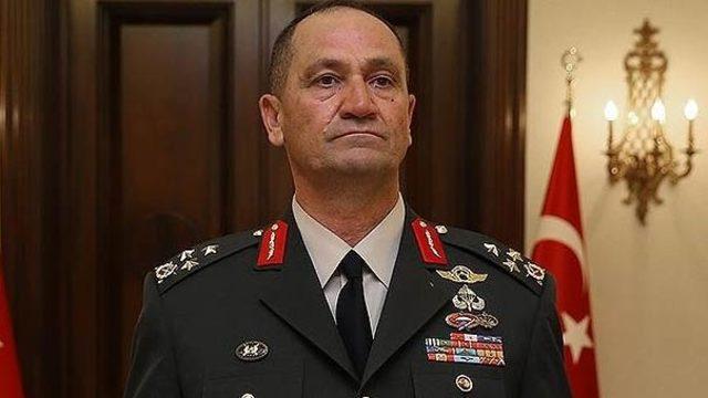 Deniz Zeyrek yazdı: Orgeneral Temel'in törene katılmaması tenzili rütbenin nedeni değil, başlayan sürece gösterilen bir tepkiymiş