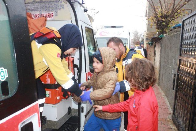 5 kişilik aile sobadan sızan gazdan etkilendi