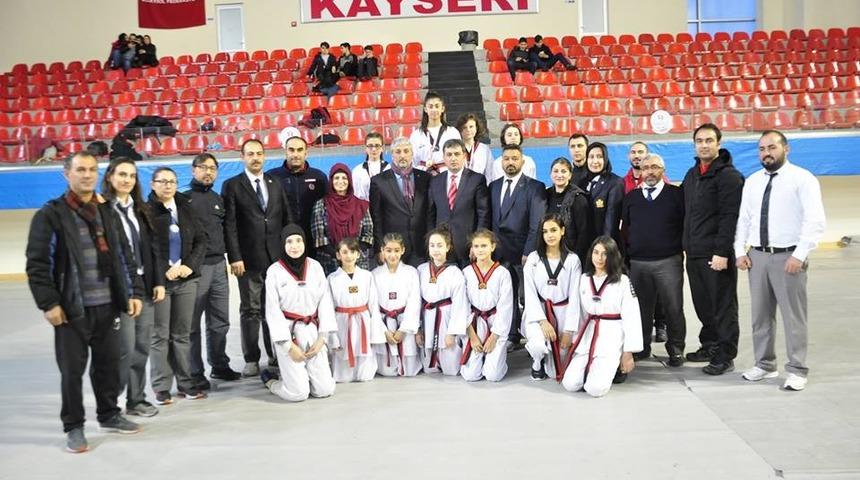 Okullar arası Taekwondo müsabakaları tamamlandı