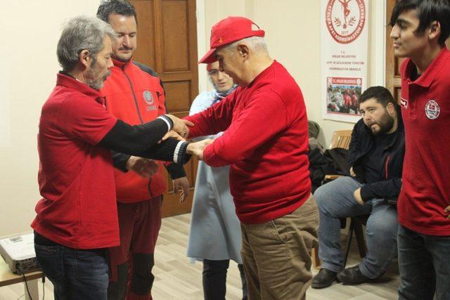 Aydın’da arama kurtarma derneğine ilk yardım eğitimi verildi