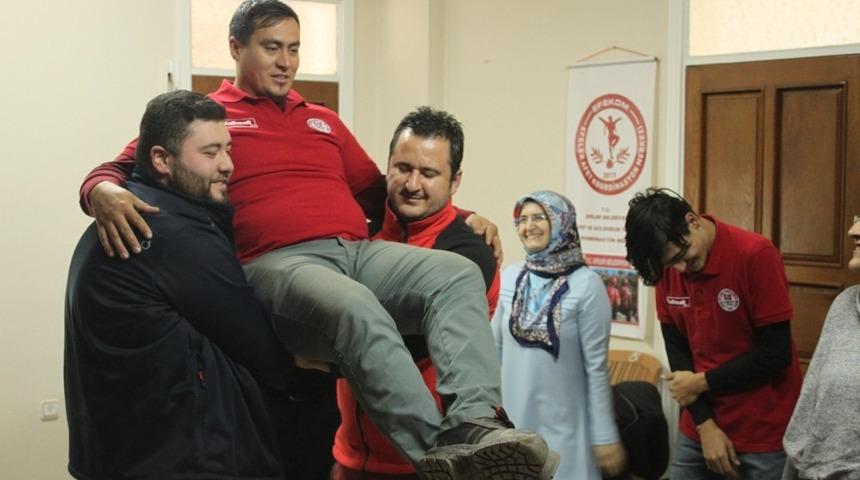 Aydın&rsquo;da arama kurtarma derneğine ilk yardım eğitimi verildi