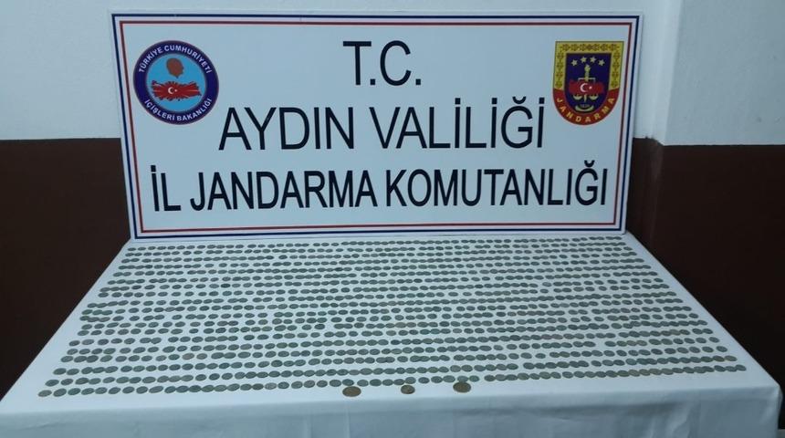 Aydın’da 1050 adet gümüş sikke ele geçirildi