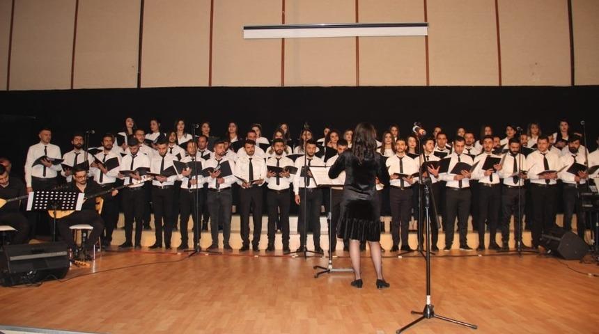 YY&Uuml;&rsquo;de muhteşem etkinlik