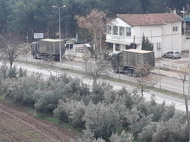 Hatay’dan askeri sevkiyat sürüyor