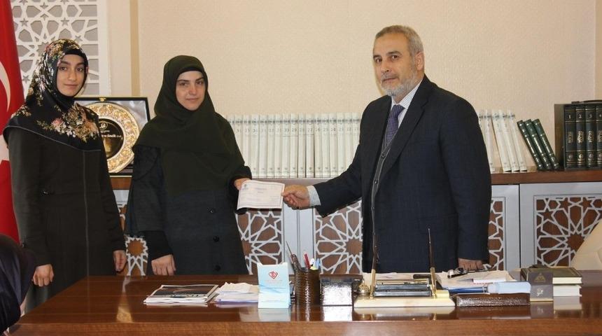 Vefa Gen&ccedil;lik Kul&uuml;b&uuml; gen&ccedil;lerinden Yemen&rsquo;e destek kampanyası