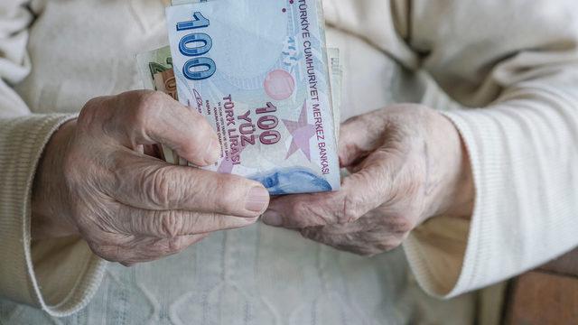 TOKİ'de emekliler için konut başvuruları bugün başladı