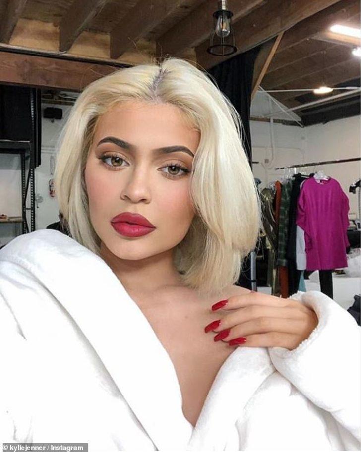 Herkes onlar gibi görünmek istedi!  İşte 2018'de talep edilen en iyi 10 makyaj görünüşü G1