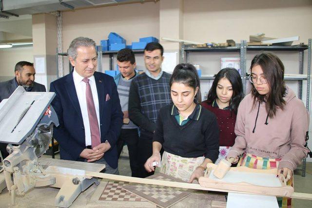 Milli Eğitim Müdürü’nden Ahi Evran Mesleki ve Teknik Anadolu Lisesi’ne ziyaret