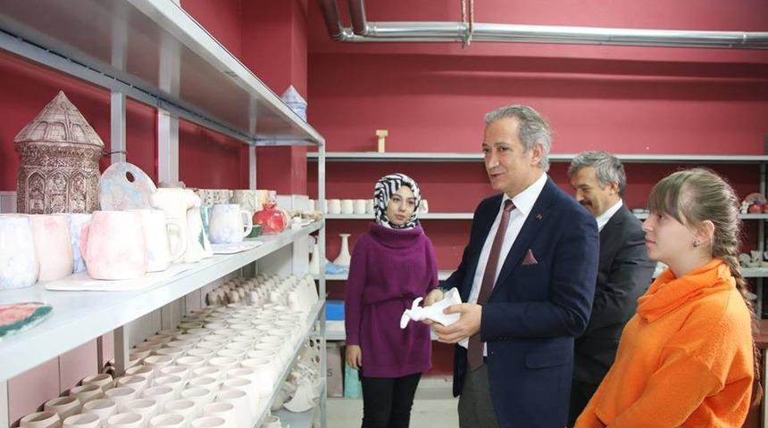 Milli Eğitim M&uuml;d&uuml;r&uuml;&rsquo;nden Ahi Evran Mesleki ve Teknik Anadolu Lisesi&rsquo;ne ziyaret