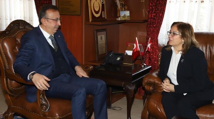 MHP heyeti, Se&ccedil;en&rsquo;i ziyaret etti