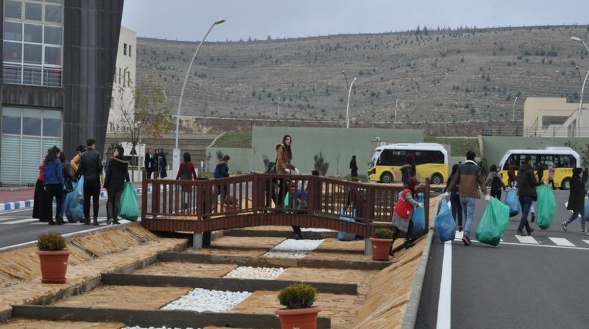 Artuklu &Uuml;niversitesinden "Temiz &ccedil;evre, temiz toplum, temiz gen&ccedil;lik" etkinliği