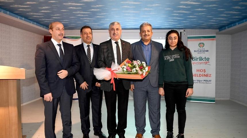 Başkan Polat, gen&ccedil;lerle buluştu