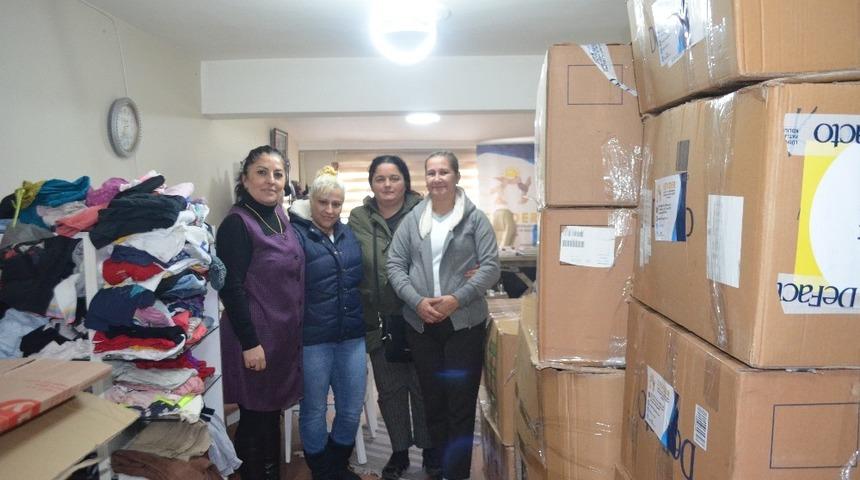 Kars&rsquo;ın k&ouml;ylerindeki &ccedil;ocuklara mont ve bot g&ouml;nderdiler