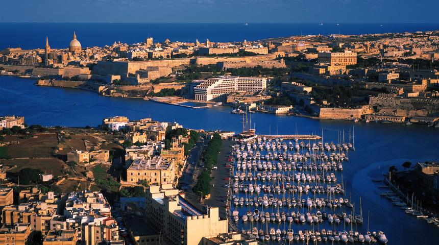 Eşsiz g&uuml;zelliklerle bezeli Malta ve keşfedilmeye değer yerleri