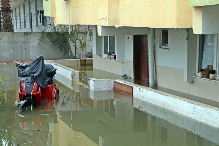 Evlerine aniden su basınca tsunami sandılar G5