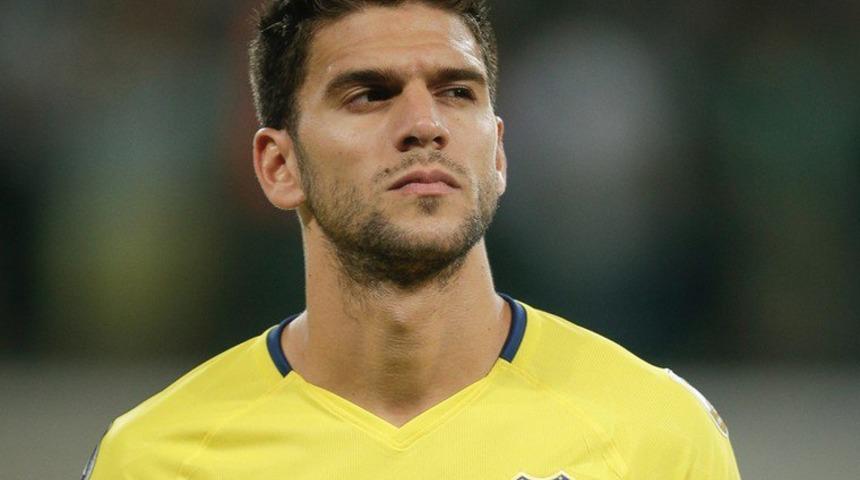 Ajax, Lisandro Magallan'la 4.5 yıllık sözleşme imzaladı