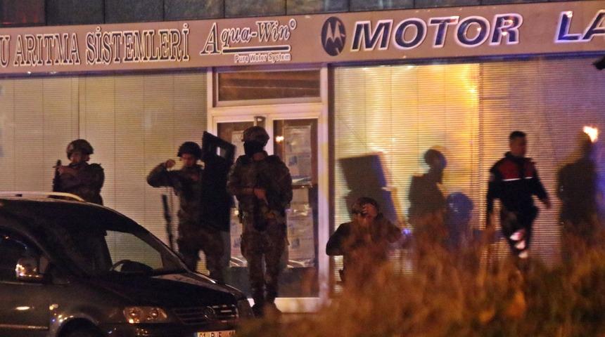 Hedef gözetmeden ateş açtı! Antalya'da hareketli dakikalar!