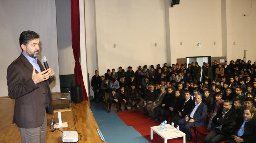 Bekiroğlu, eğitim vizyonunda imam hatip modelini anlattı