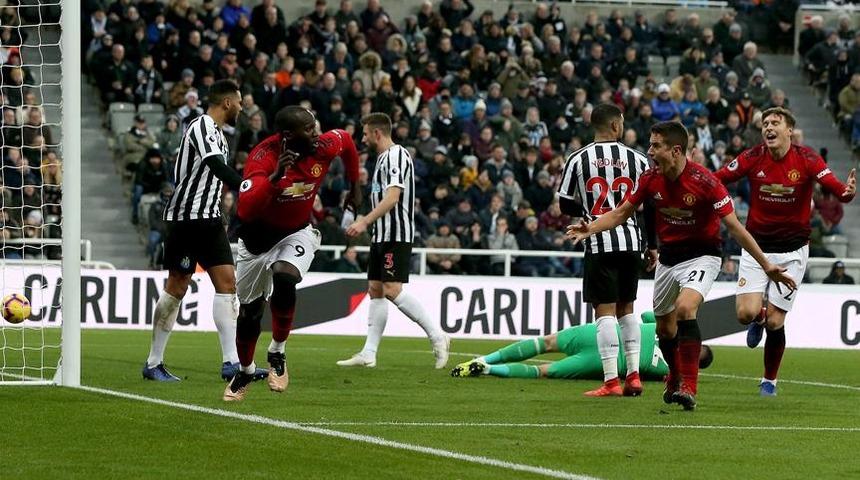 Manchester United'ın y&uuml;kselişi devam ediyor