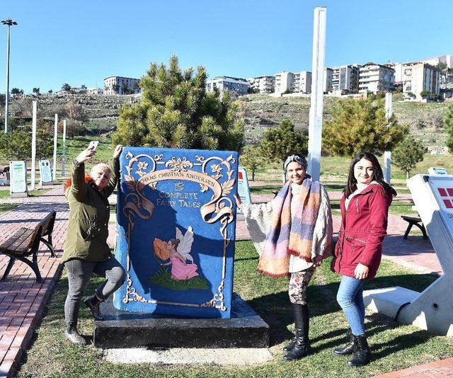 İzmir ’kardeşlerini’ unutmadı