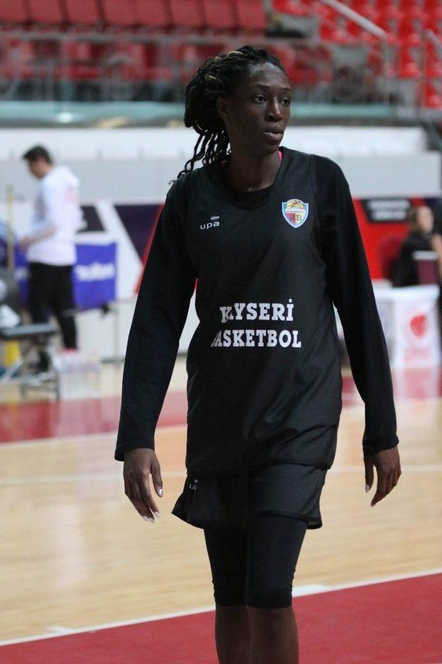 Bellona Kayseri Basketbol’un kozu Ibekwe olacak