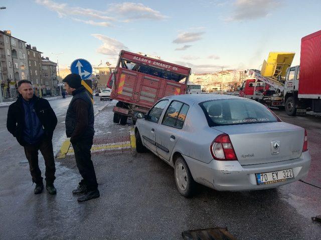 Karaman’da buzlanma nedeniyle çok sayıda kaza meydana geldi