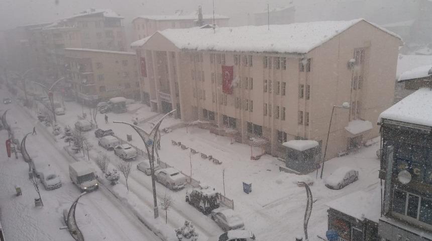Hakkari’de kar yağışı