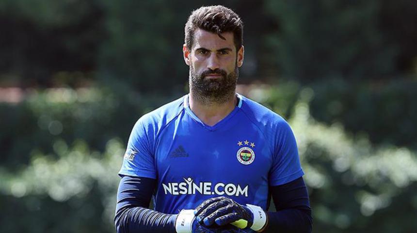 Fenerbah&ccedil;e'de Volkan Demirel &ouml;z&uuml;r diledi
