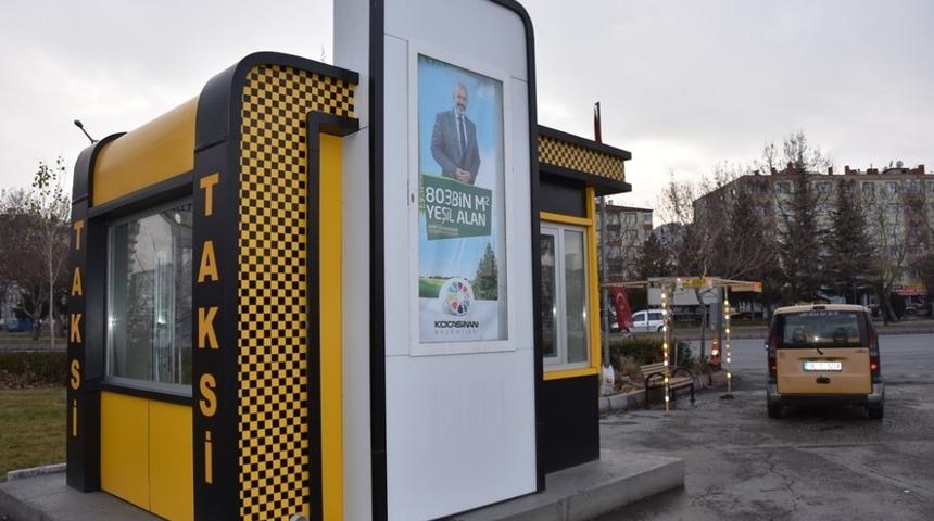 Kocasinan Belediyesi 21 taksi durağını yeniledi