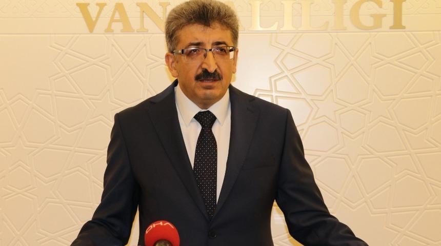 (D&uuml;zeltme) Vali Bilmez g&ouml;reve başladı