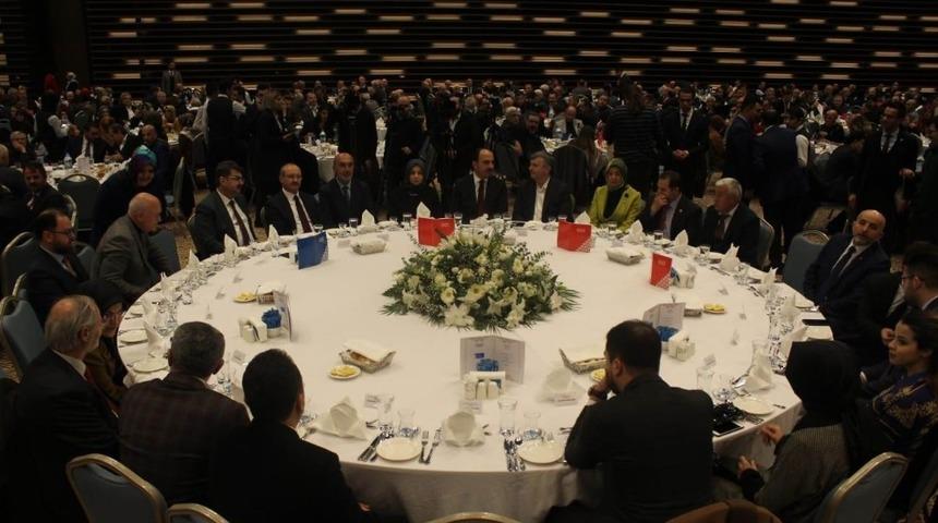 AK Parti Konya&rsquo;dan vefa programı