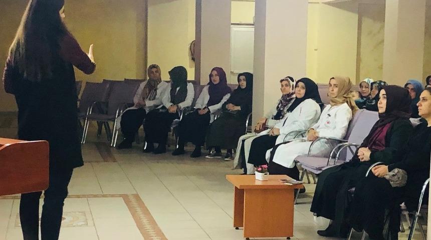 Velilere mahremiyet eğitimi