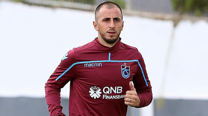 Trabzonspor'da Zeki Yavru'nun s&ouml;zleşmesi feshedildi