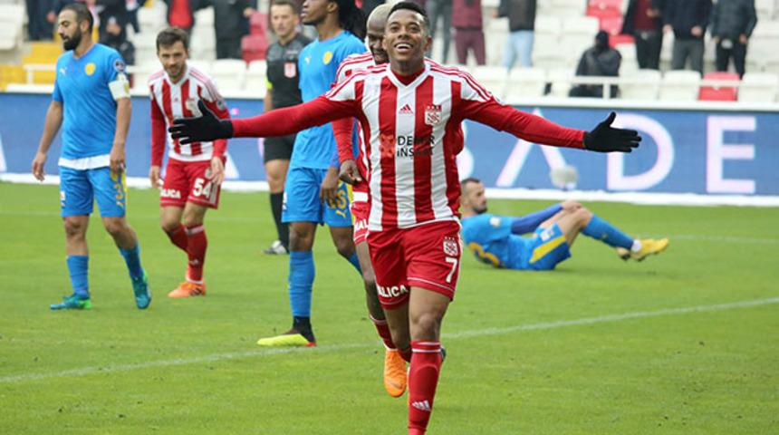 Robinho için Fenerbahçe ve Galatasaray devrede!