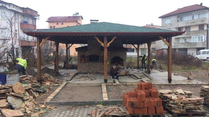 Mahalle sakinleri istedi belediye yapımına başladı