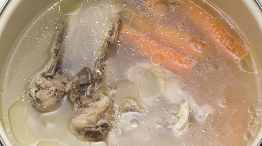 Düzenli yedikçe 10 yaş daha genç görünmenizi sağlayan 10 yiyecek