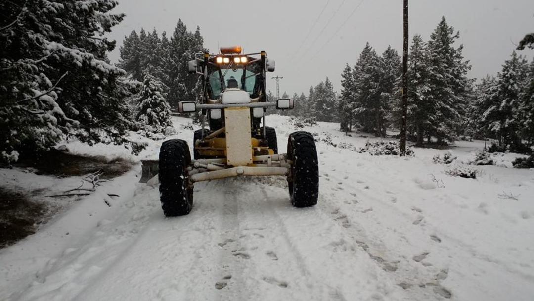 Mersin&rsquo;de karla m&uuml;cadele &ccedil;alışması