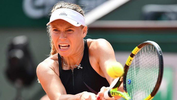 Caroline Wozniacki, çeyrek finale yükseldi Caroline Wozniacki, çeyrek finale yükseldi